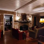Lugar Da Pedra Alta - - Private Historical ベッド・アンド・ブレックファスト