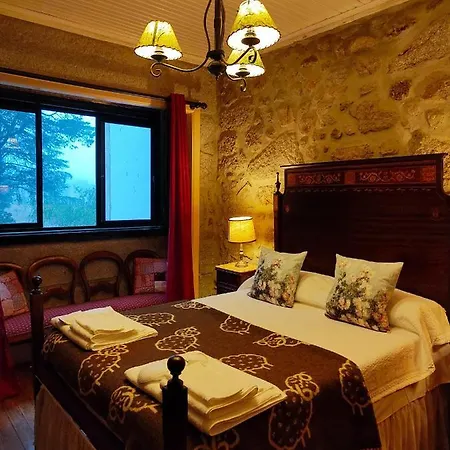 Lugar Da Pedra Alta - - Private Historical Bed & Breakfast *