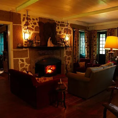 Lugar Da Pedra Alta - - Private Historical Bed & Breakfast *