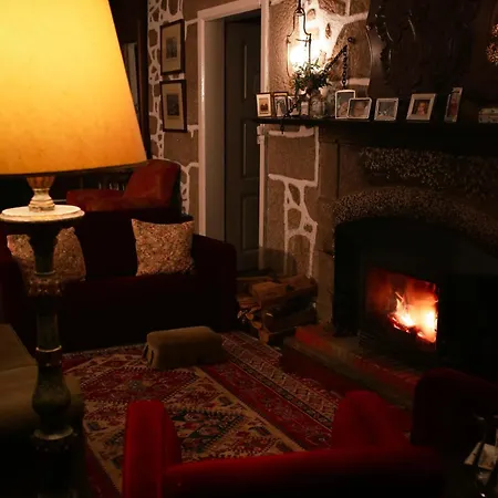 Lugar Da Pedra Alta - - Private Historical Bed & Breakfast *