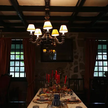 Lugar Da Pedra Alta - - Private Historical Bed & Breakfast Melo