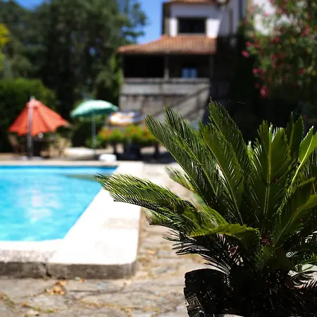 Lugar Da Pedra Alta - - Private Historical Bed & Breakfast Melo