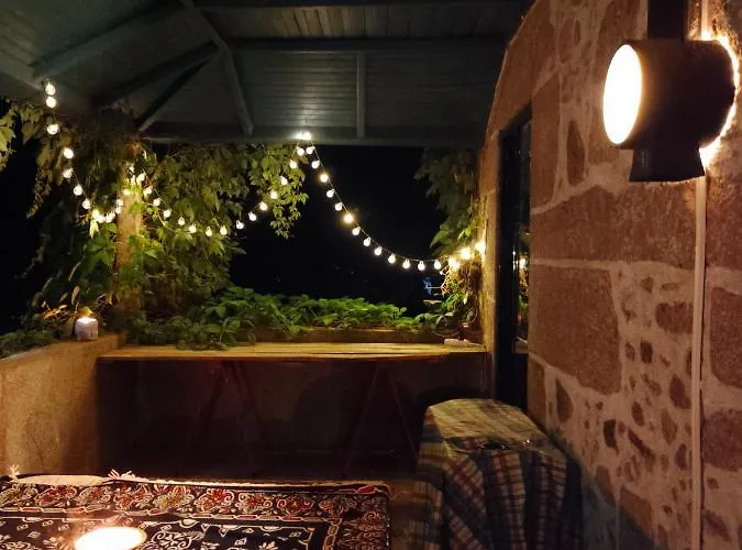 Lugar Da Pedra Alta - - Private Historical Melo