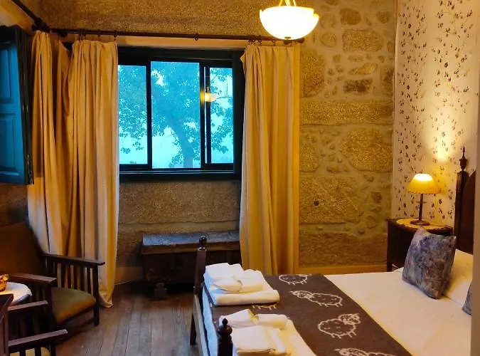 Lugar Da Pedra Alta - - Private Historical Couette-café *