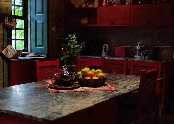 Lugar Da Pedra Alta - - Private Historical Couette-café Melo